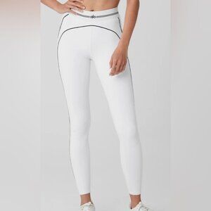Alo Airbrush High-Waist Heart Throb Legging